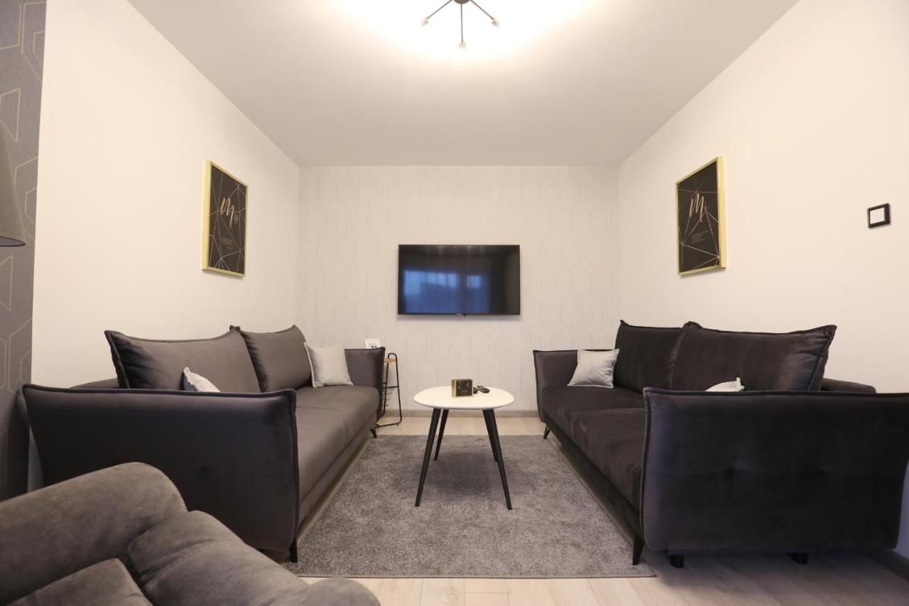 Comfy 2 Room Apartment - Free Parking - 350Mbps Wifi - Netflix Kaunas Buitenkant foto