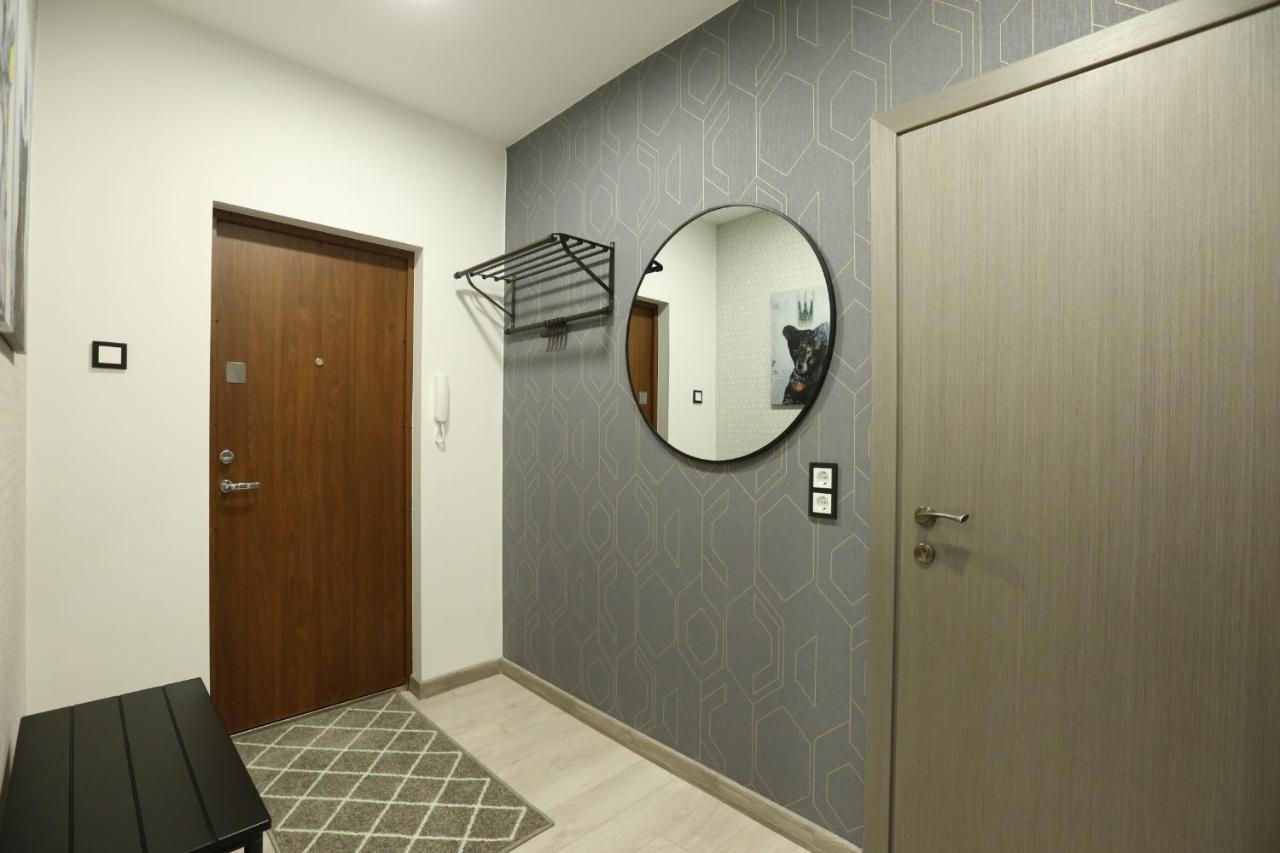 Comfy 2 Room Apartment - Free Parking - 350Mbps Wifi - Netflix Kaunas Buitenkant foto