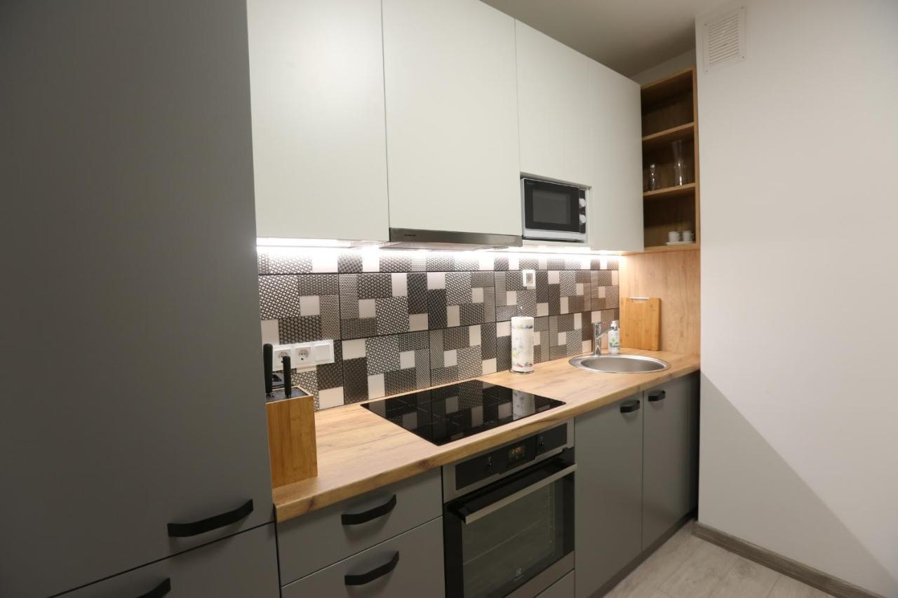 Comfy 2 Room Apartment - Free Parking - 350Mbps Wifi - Netflix Kaunas Buitenkant foto
