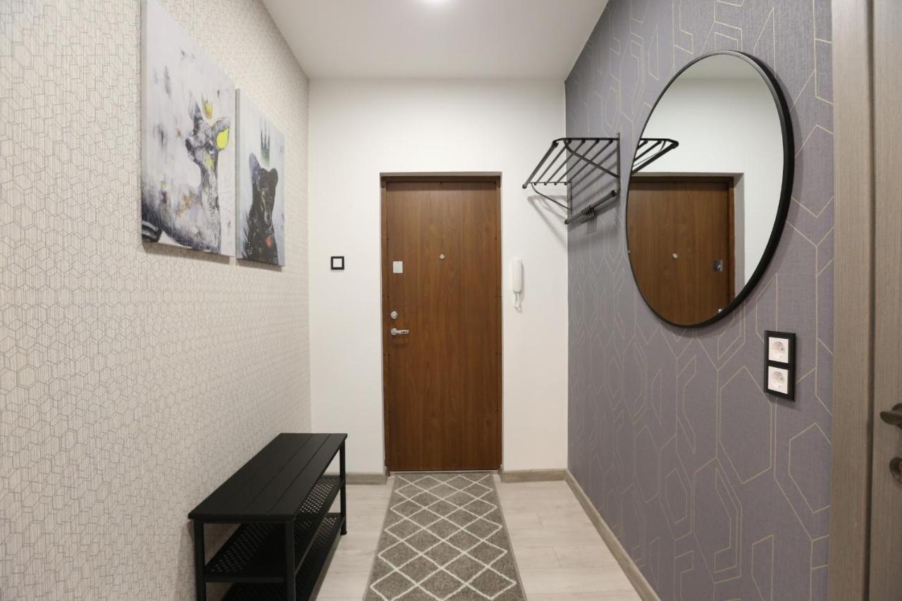 Comfy 2 Room Apartment - Free Parking - 350Mbps Wifi - Netflix Kaunas Buitenkant foto